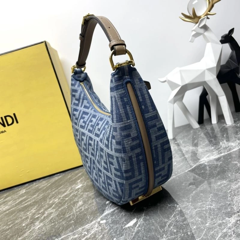 Fendi Graphy Bags WeatherProof 57811