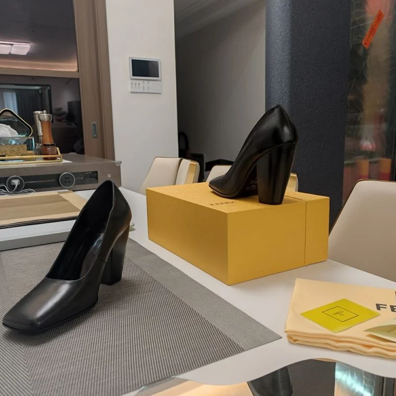 Lightweight Fendi Heeled Shoes 23491