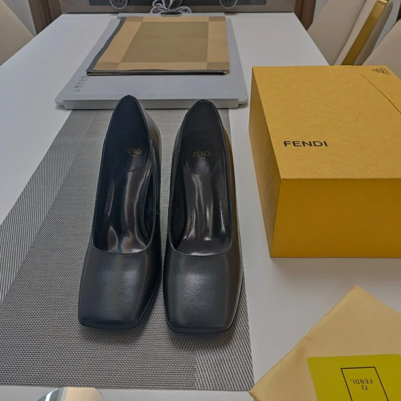 Lightweight Fendi Heeled Shoes 23491