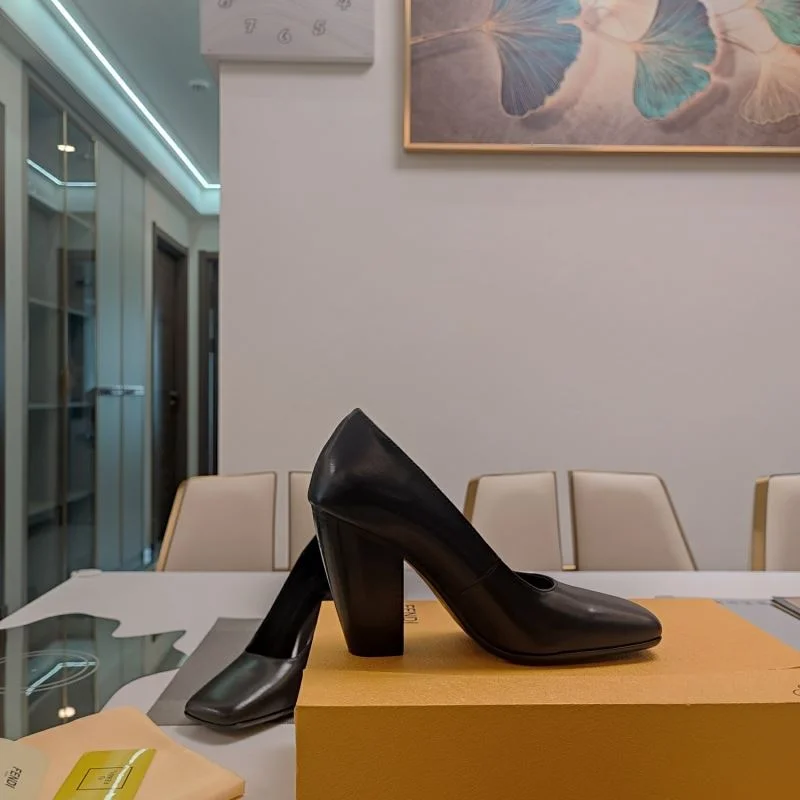 Lightweight Fendi Heeled Shoes 23491