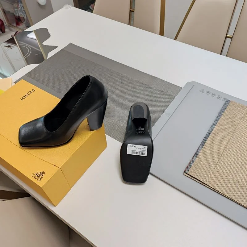 Lightweight Fendi Heeled Shoes 23491