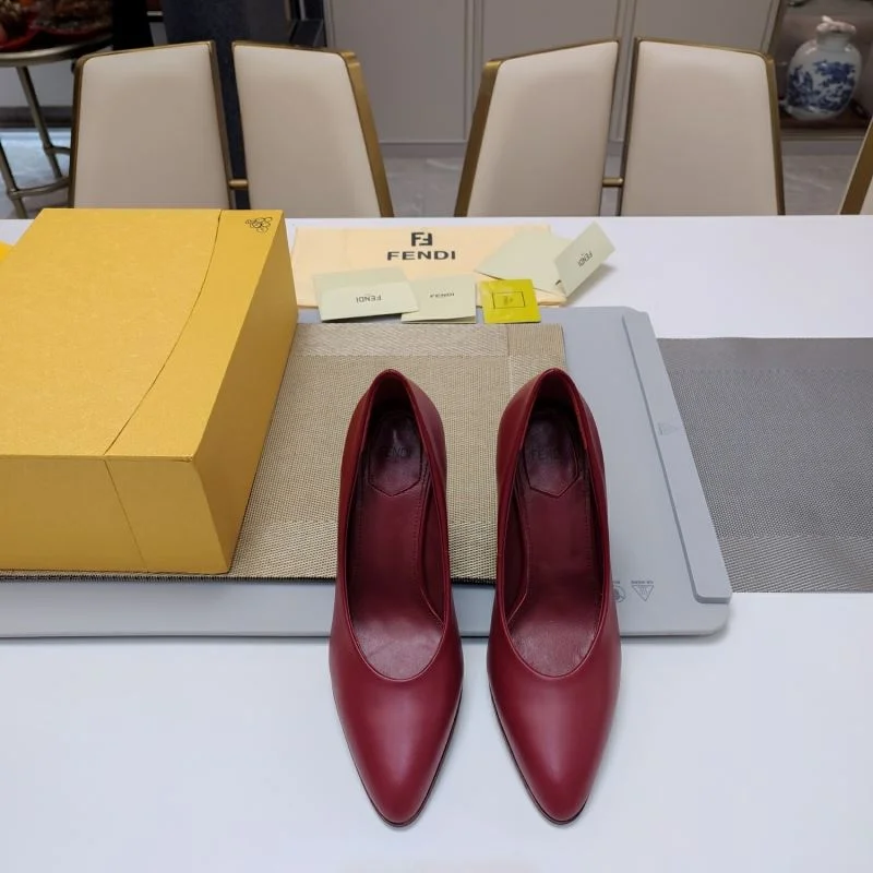 Fendi Heeled Shoes Lightweight 23486
