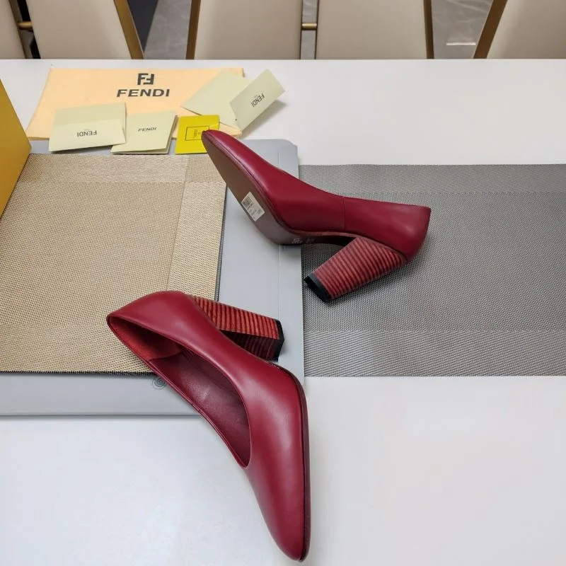 Fendi Heeled Shoes Lightweight 23486