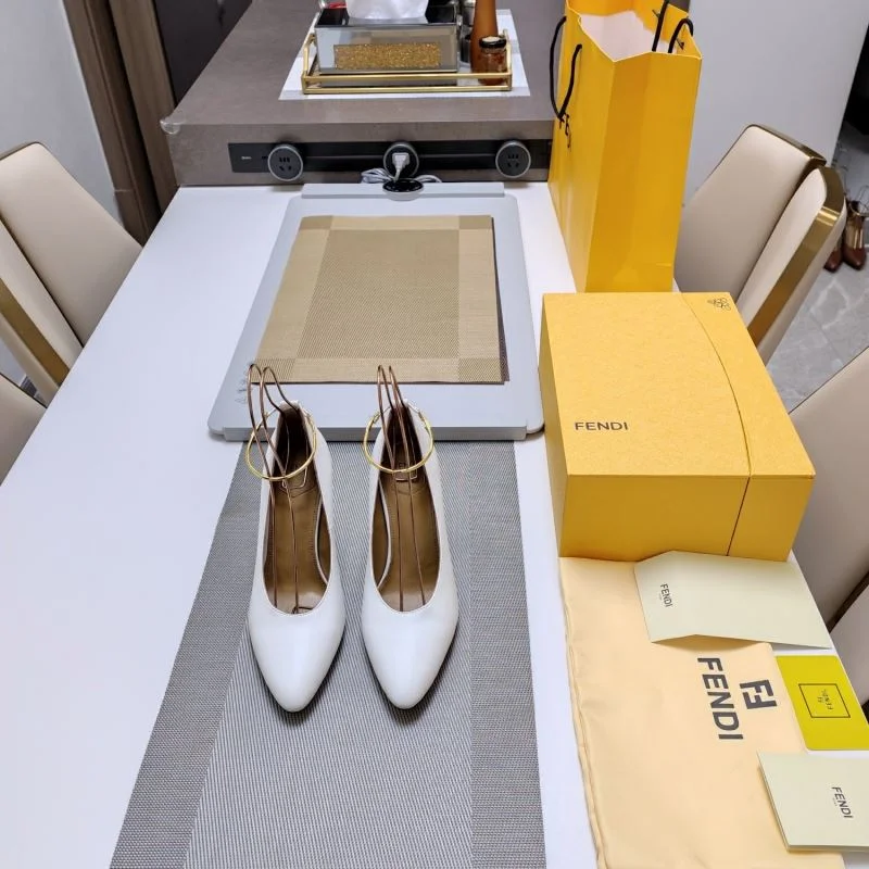 Fendi Heeled Shoes Modern 23495