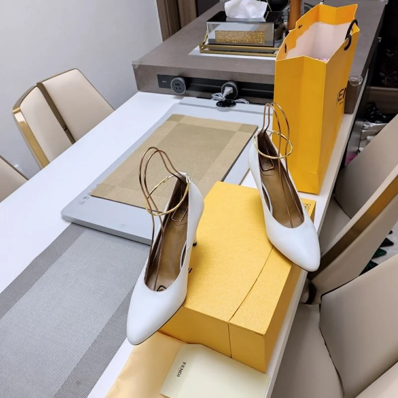 Fendi Heeled Shoes Modern 23495
