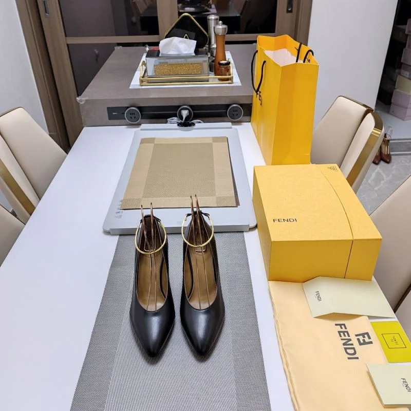Timeless Fendi Heeled Shoes 23479