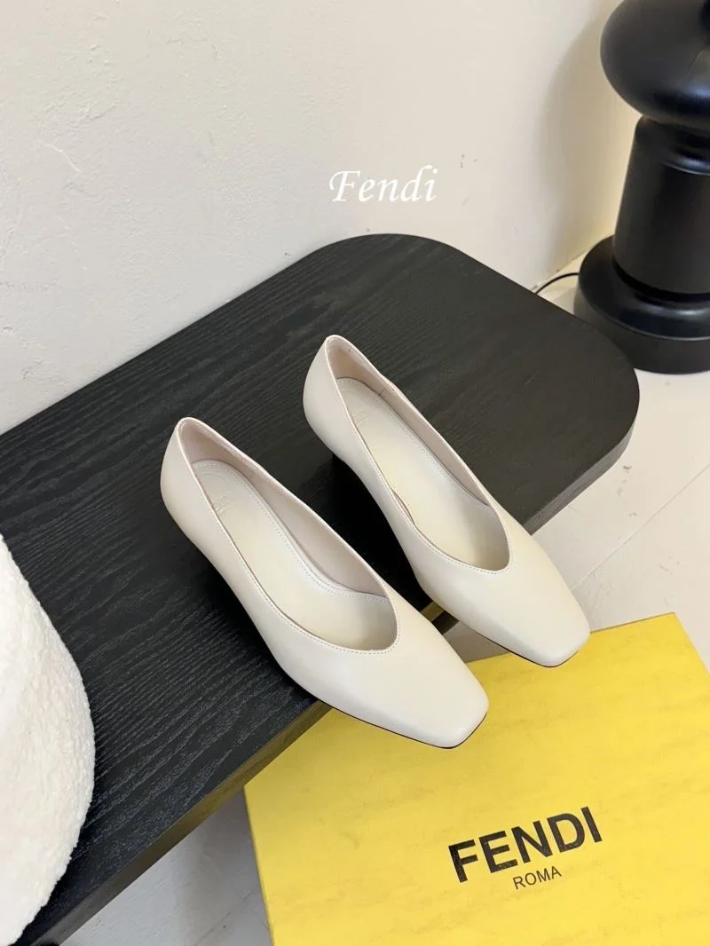 Practical Fendi Heeled Shoes 23754
