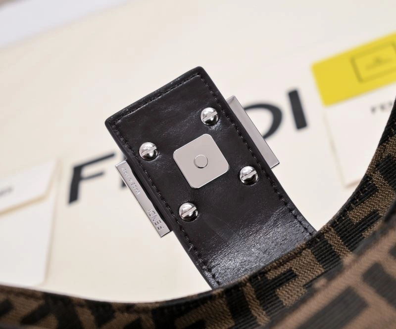 Fendi Hobo Bags BestValue 85353