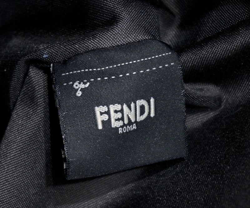 Fendi Hobo Bags Versatile 85345