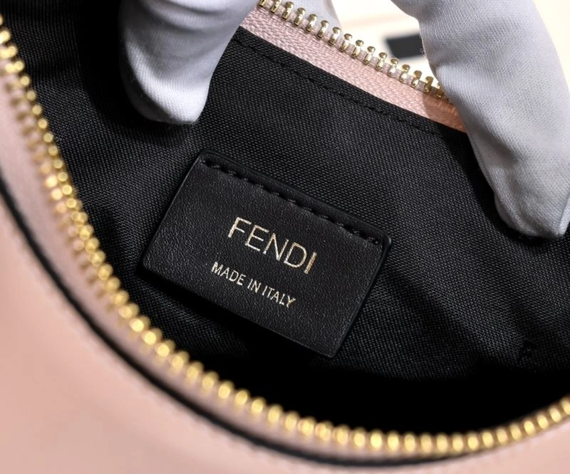 Fendi Hobo Bags Versatile 85345