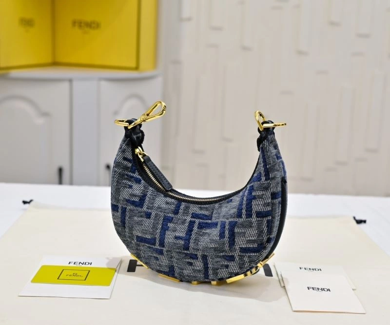 Fendi Hobo Bags Elegant 85343