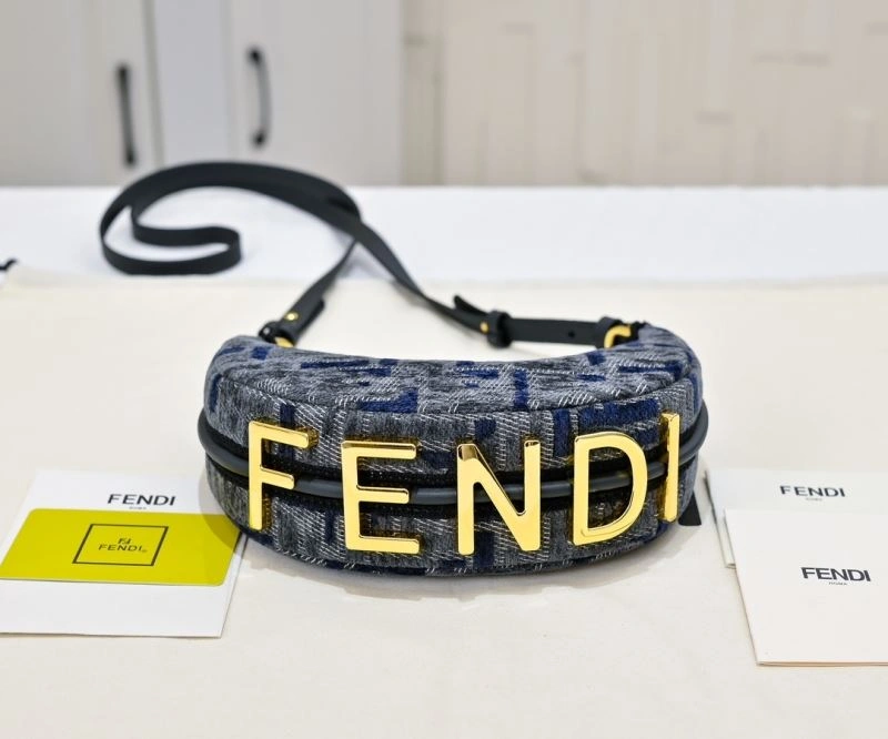 Fendi Hobo Bags Elegant 85343