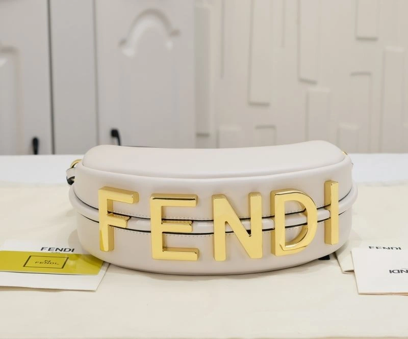 Modern Fendi Hobo Bags 85383