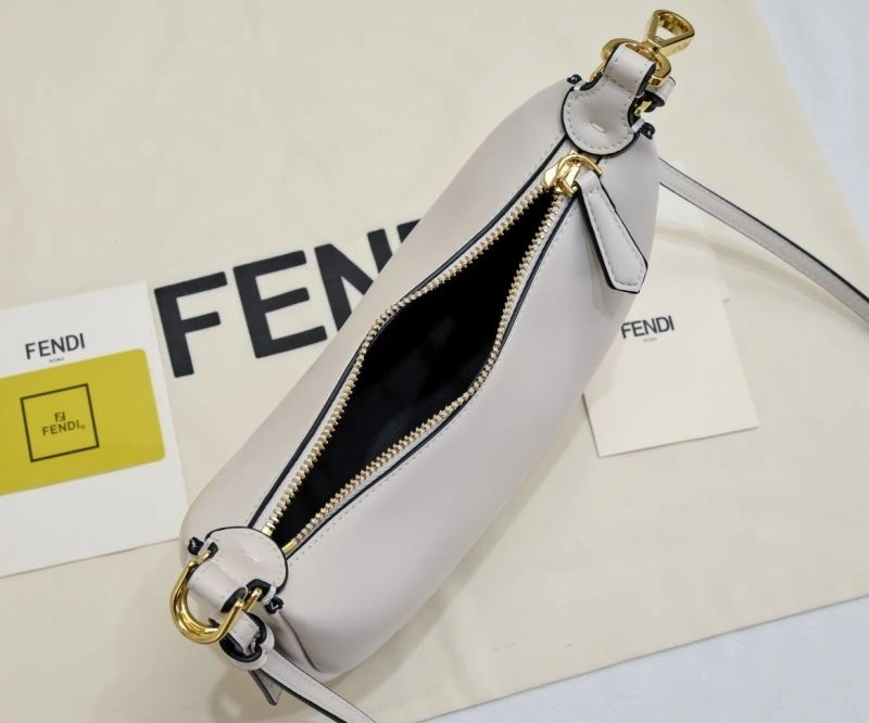 Modern Fendi Hobo Bags 85383