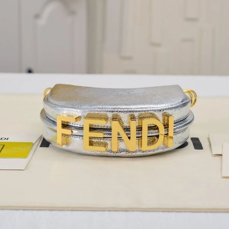 Fendi Hobo Bags Chic 85341