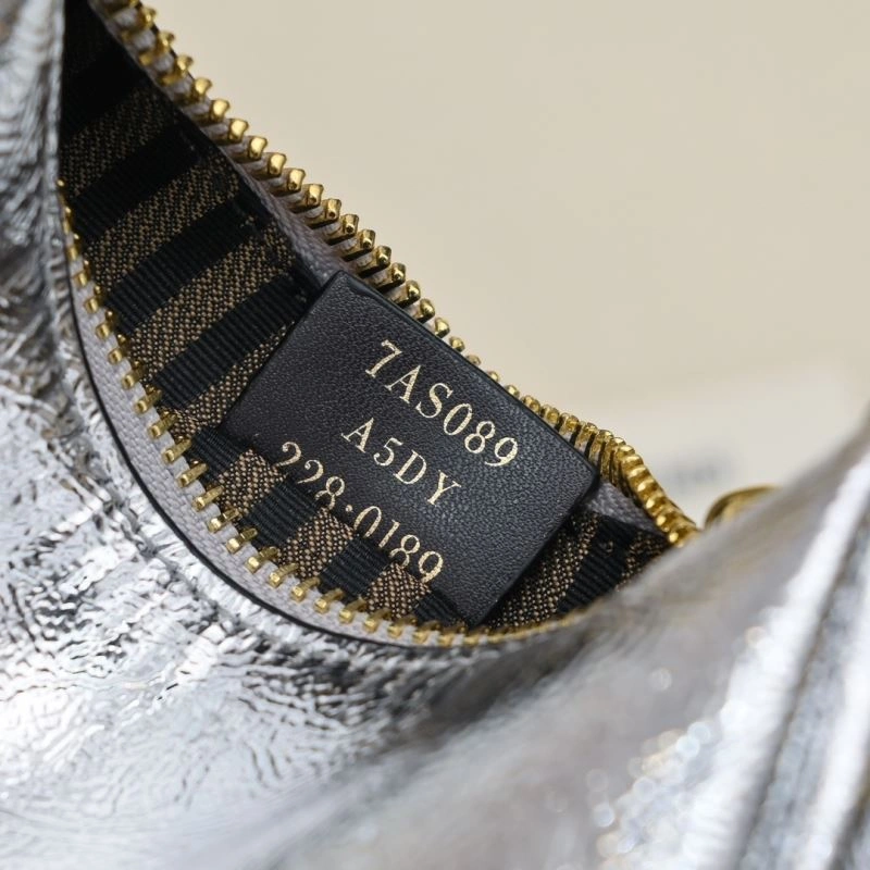 Fendi Hobo Bags Chic 85341