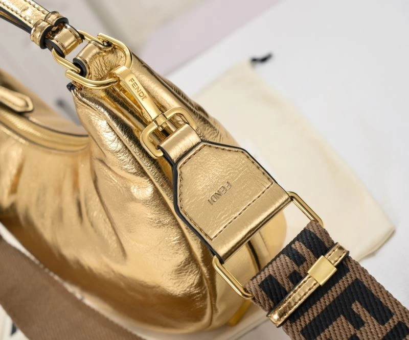 Reliable Fendi Hobo Bags 85338