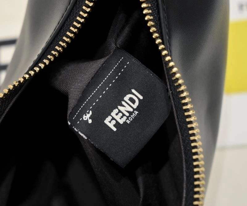 Chic Fendi Hobo Bags 78948