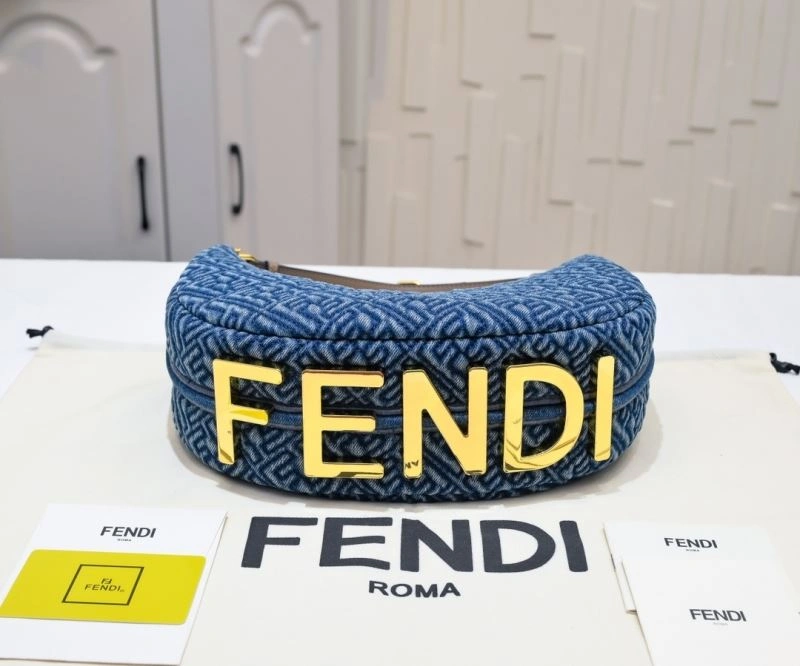 Thermal Fendi Hobo Bags 85326
