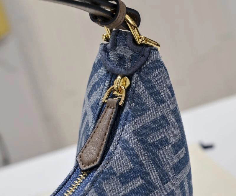 SmartChoice Fendi Hobo Bags 85323