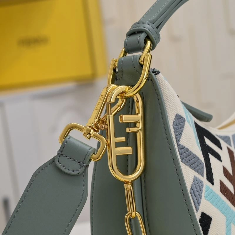 Fendi Hobo Bags Premium 85318