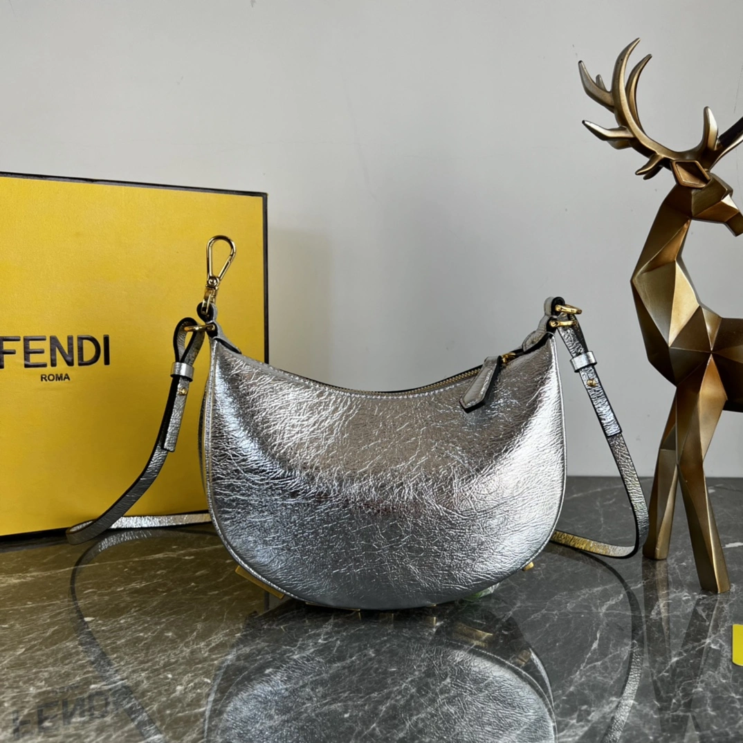 Supportive Fendi Hobo Bags 76819