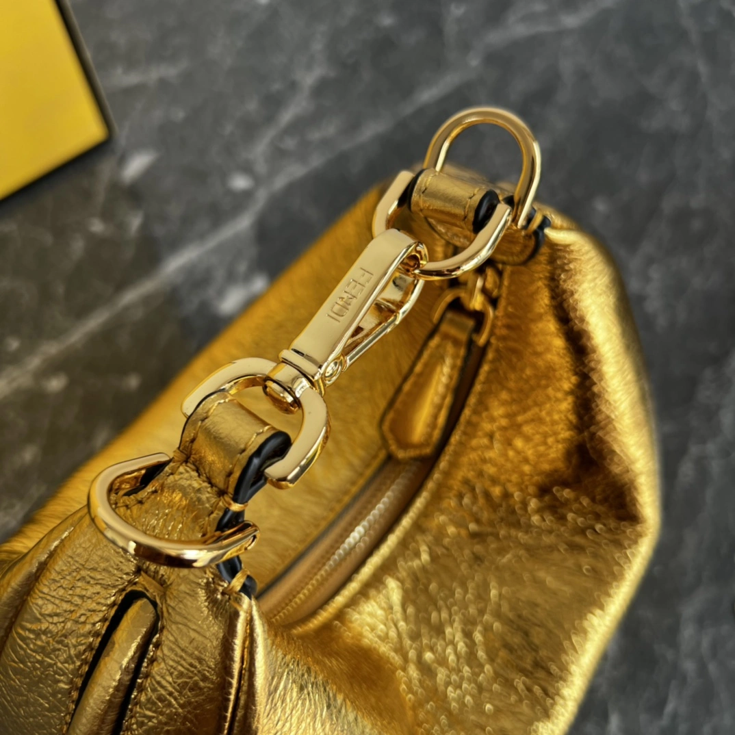 Fendi Hobo Bags MultiPurpose 76825
