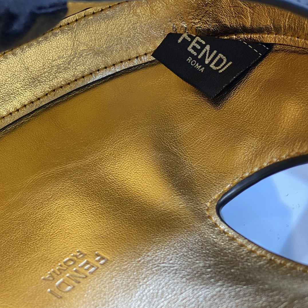 ZipUp Fendi Hobo Bags 76818