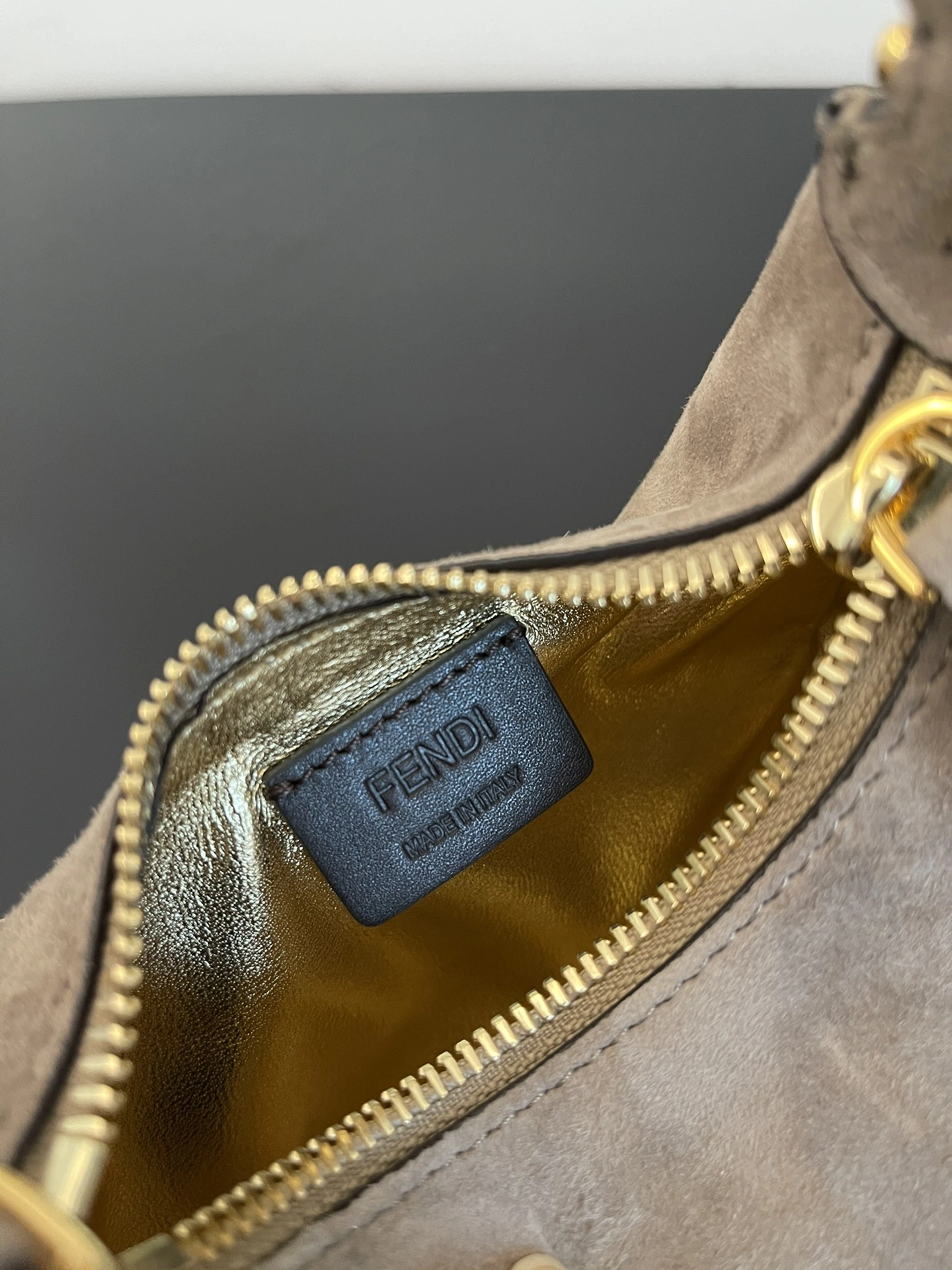 Fendi Hobo Bags FlexibleFit 76812