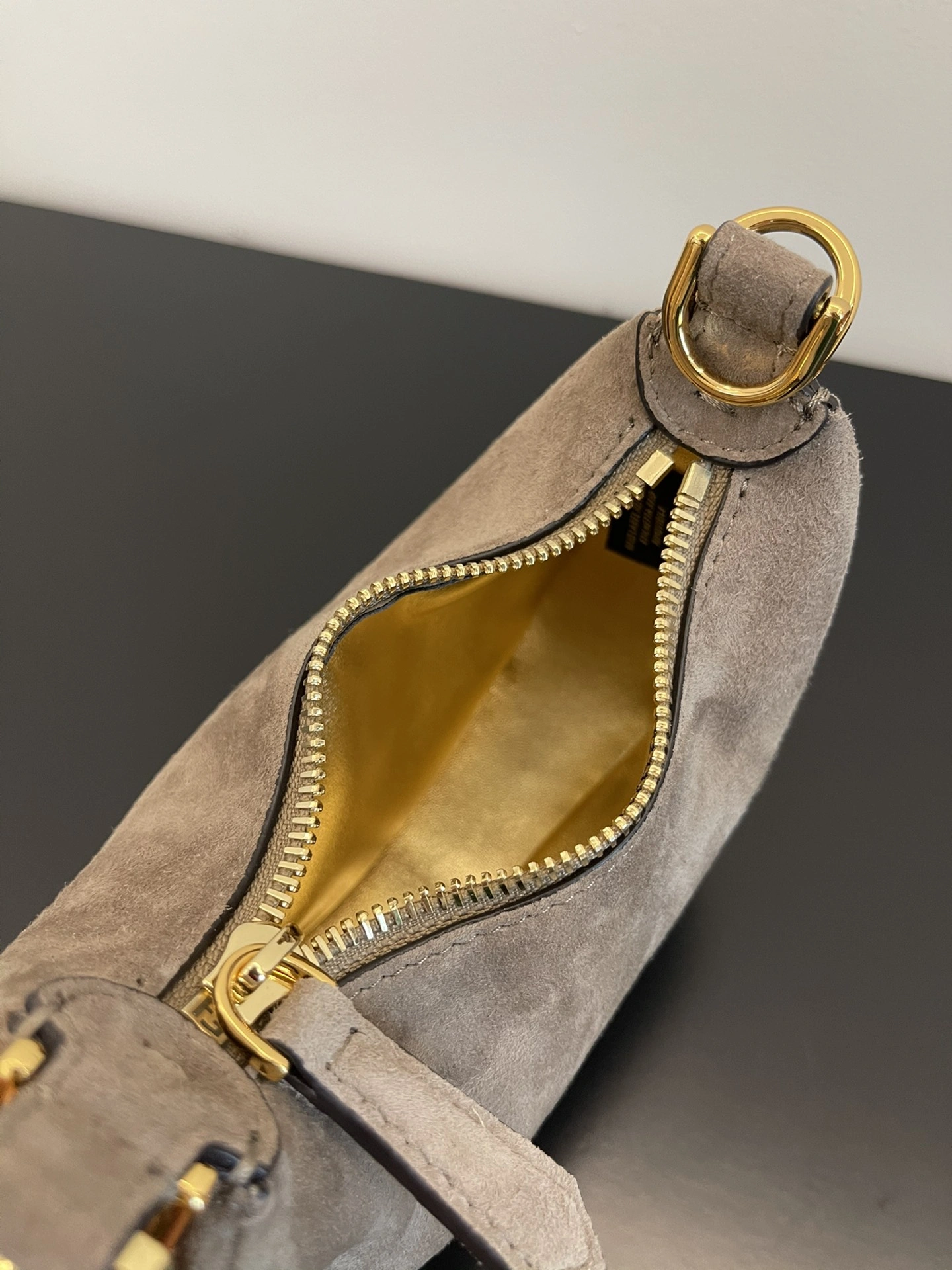 Fendi Hobo Bags FlexibleFit 76812
