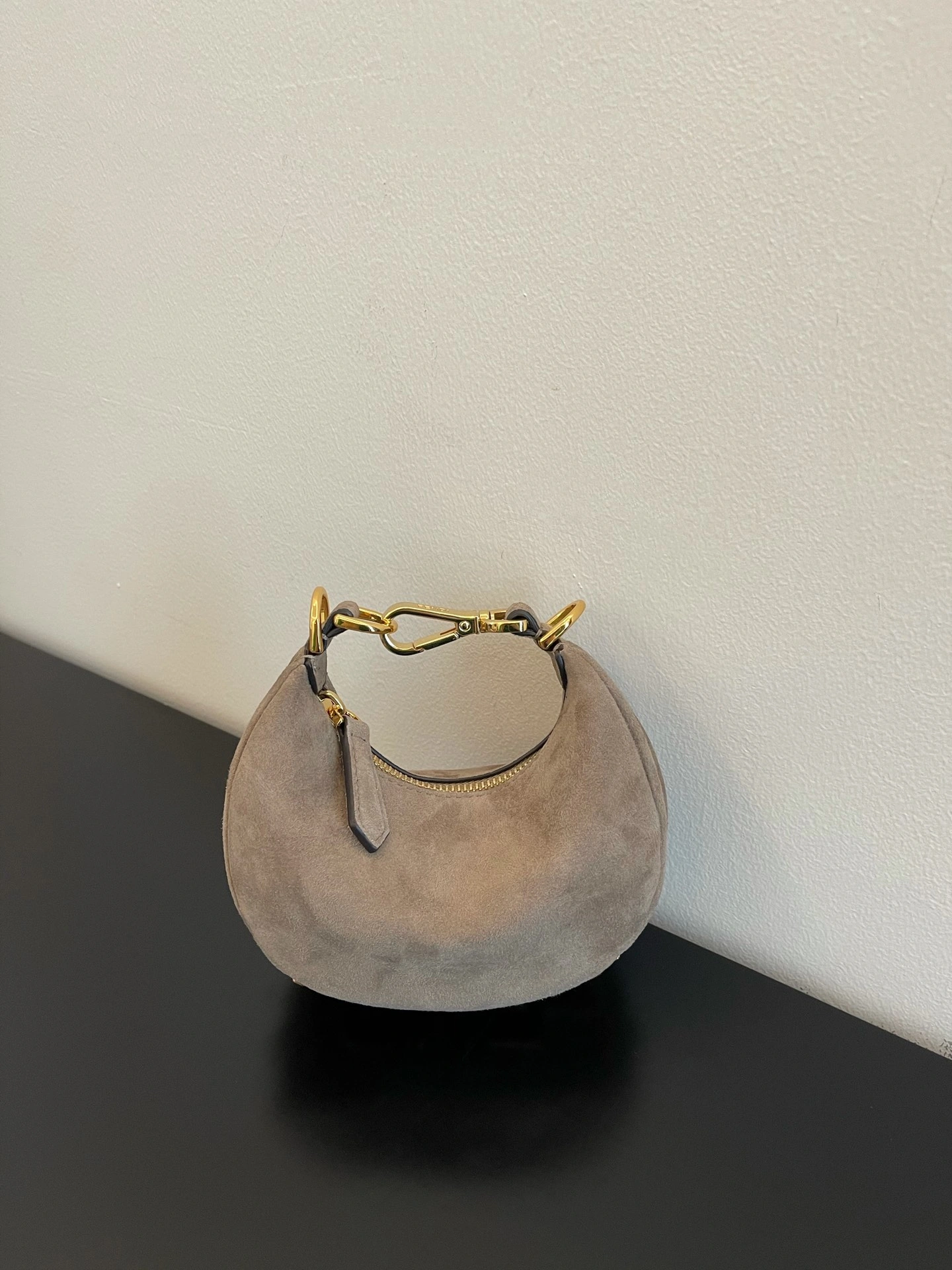 Fendi Hobo Bags FlexibleFit 76812