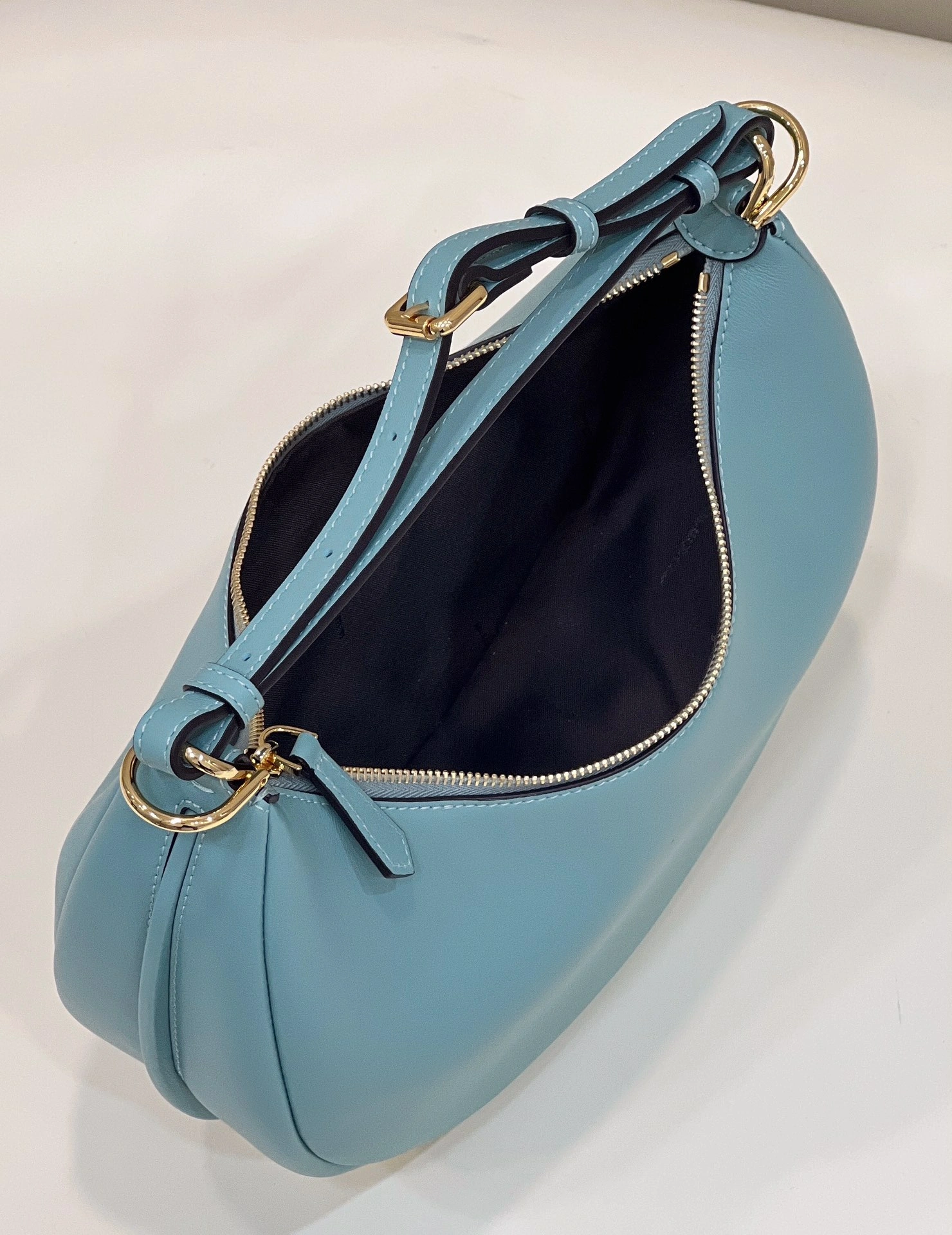 Fendi Hobo Bags Sustainable 76821