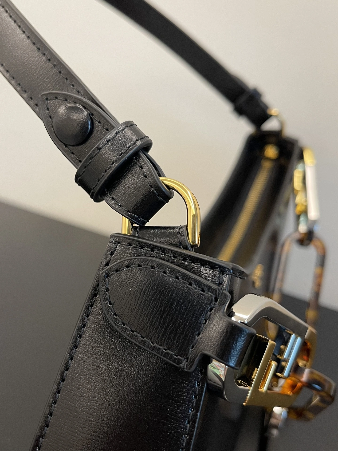 Original Fendi Hobo Bags 76811