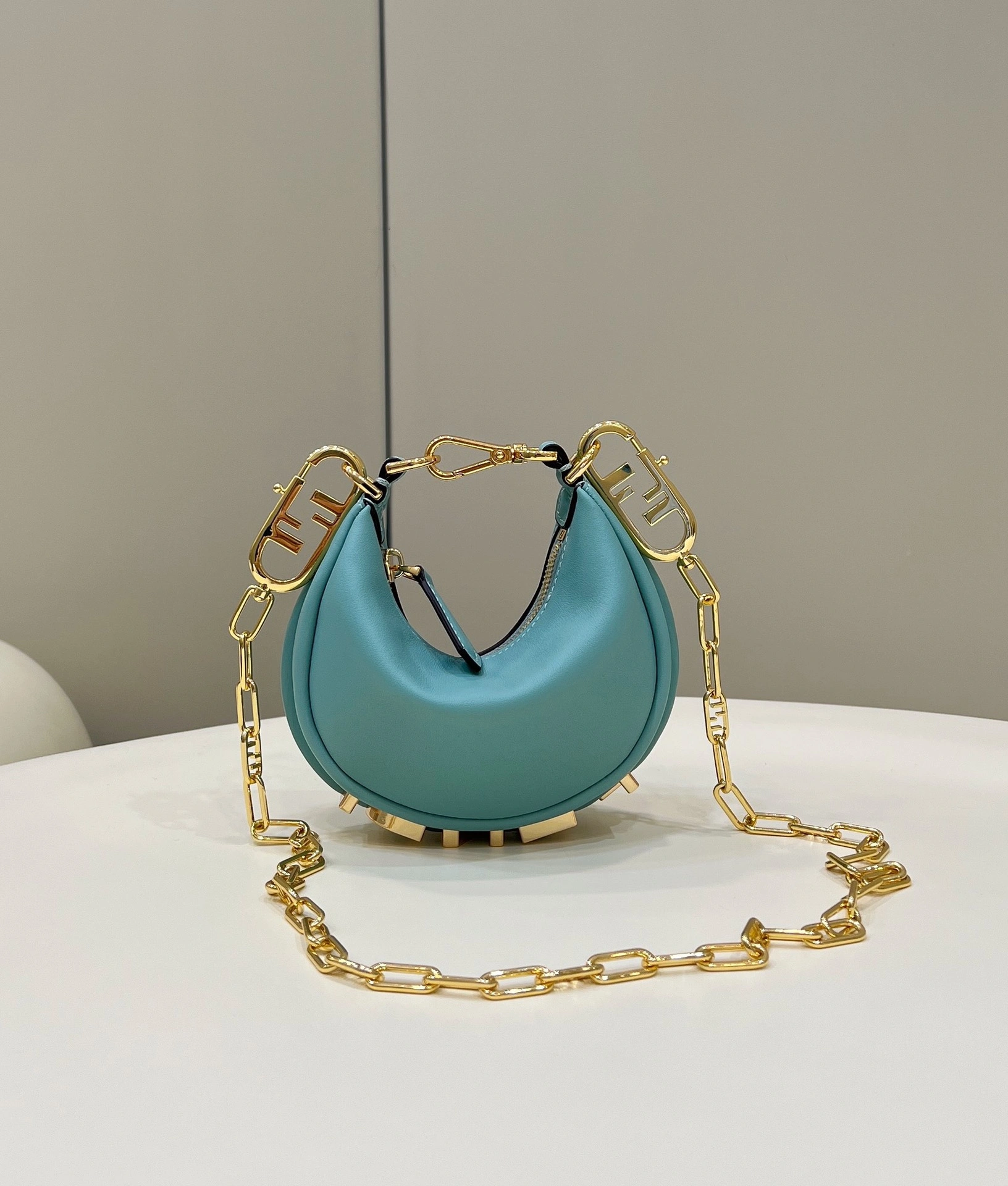 Comfortable Fendi Hobo Bags 76808