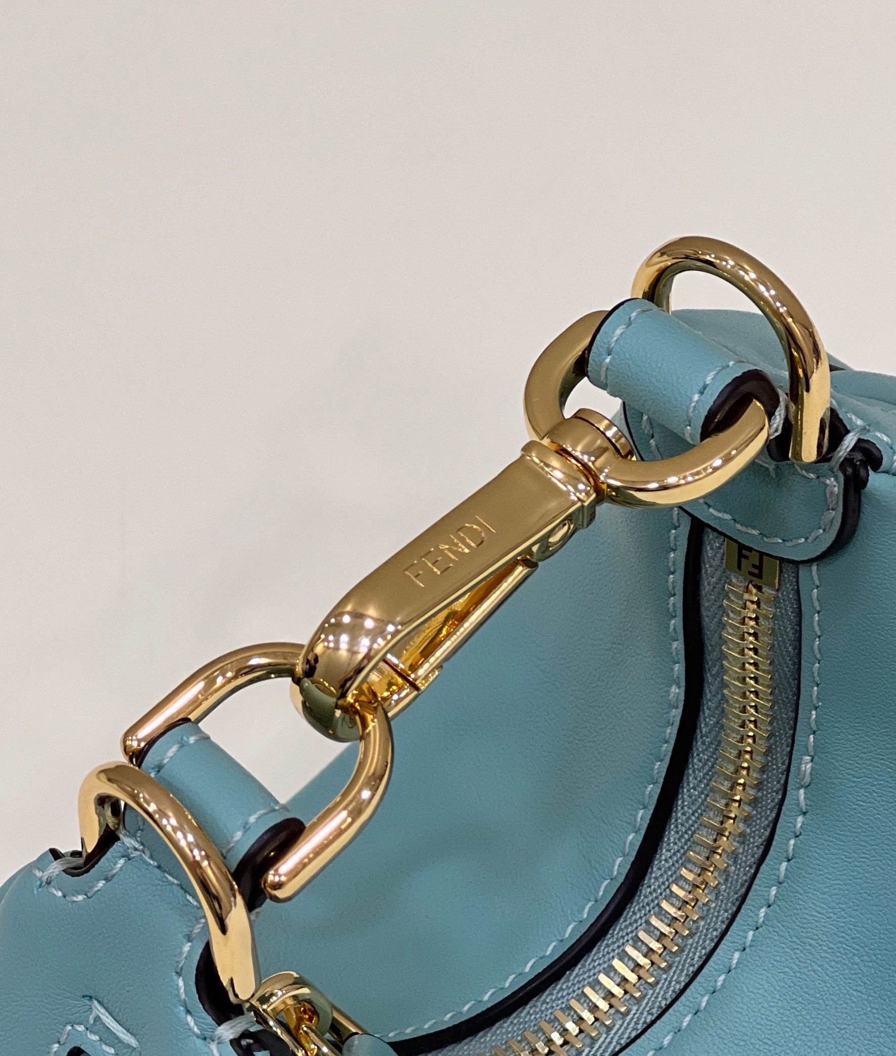 Comfortable Fendi Hobo Bags 76808