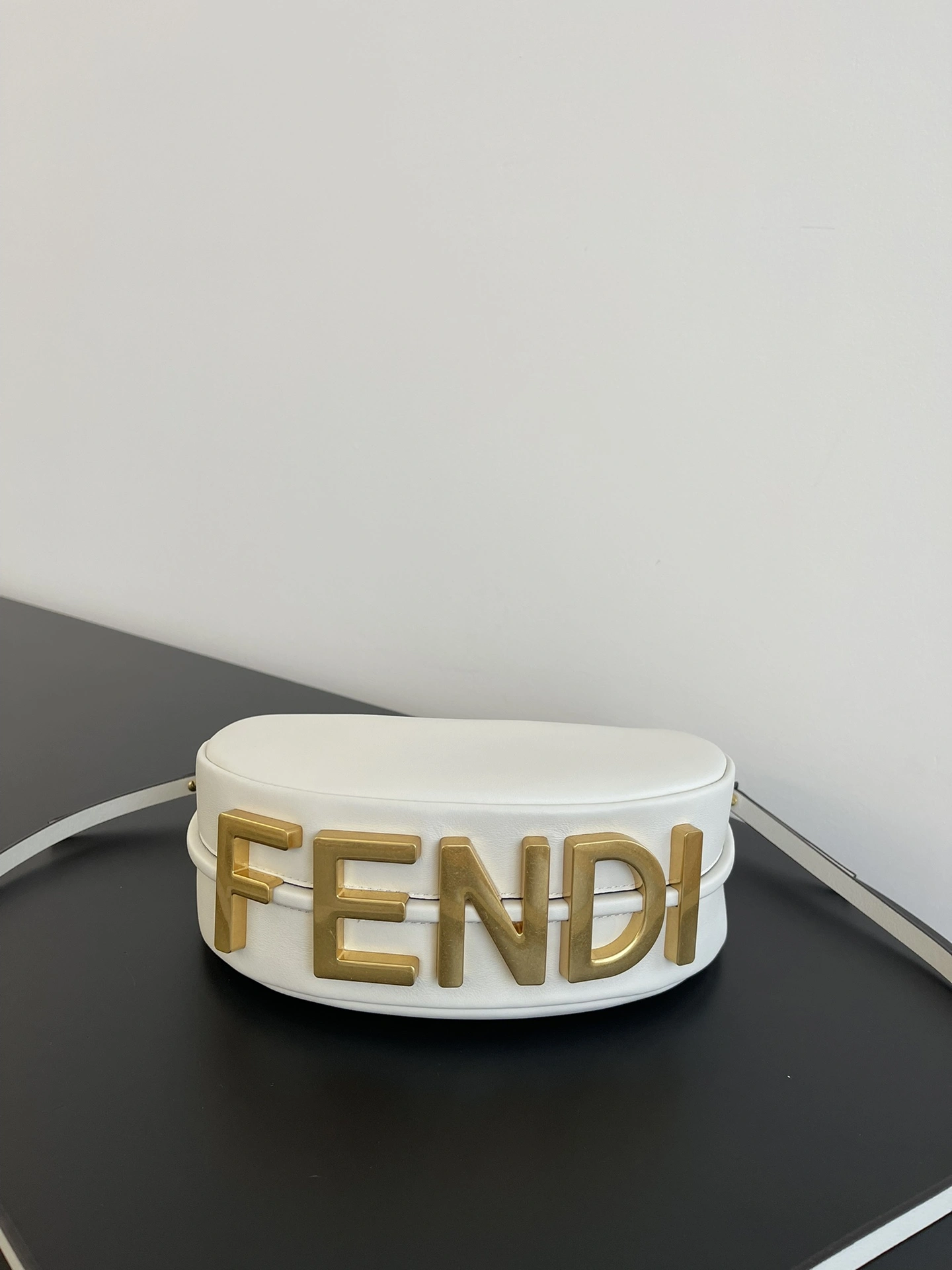 Fendi Hobo Bags Premium 76807