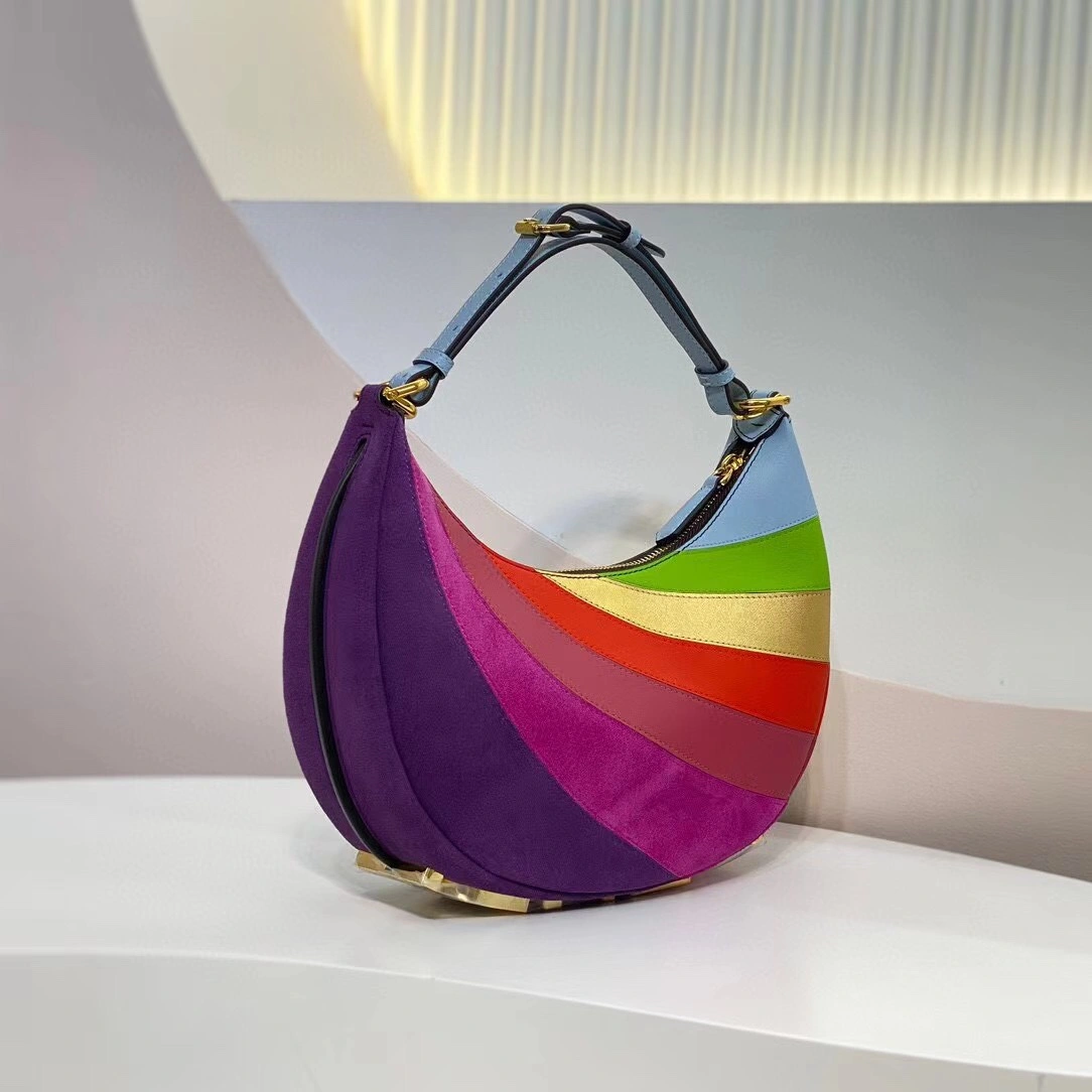 Fendi Hobo Bags Trendy 76787