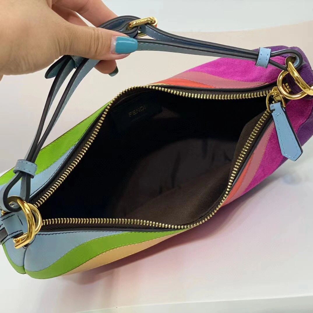 Fendi Hobo Bags Trendy 76787