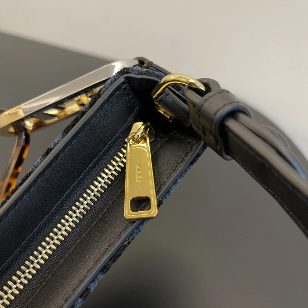 Fendi Hobo Bags ZeroBulk 69891