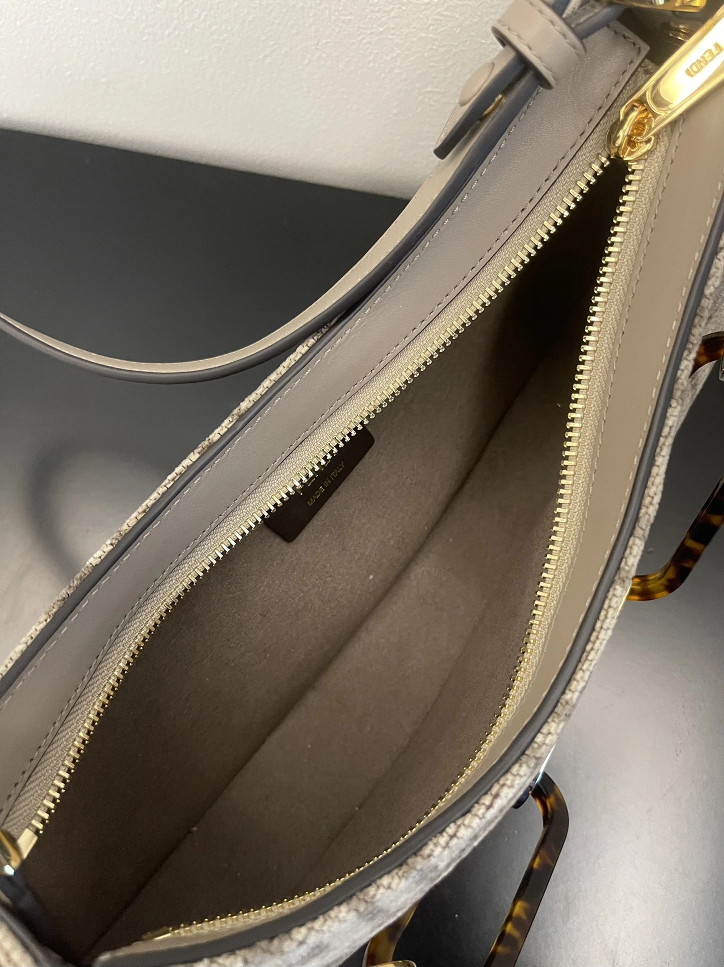 Fendi Hobo Bags ZeroBulk 69890