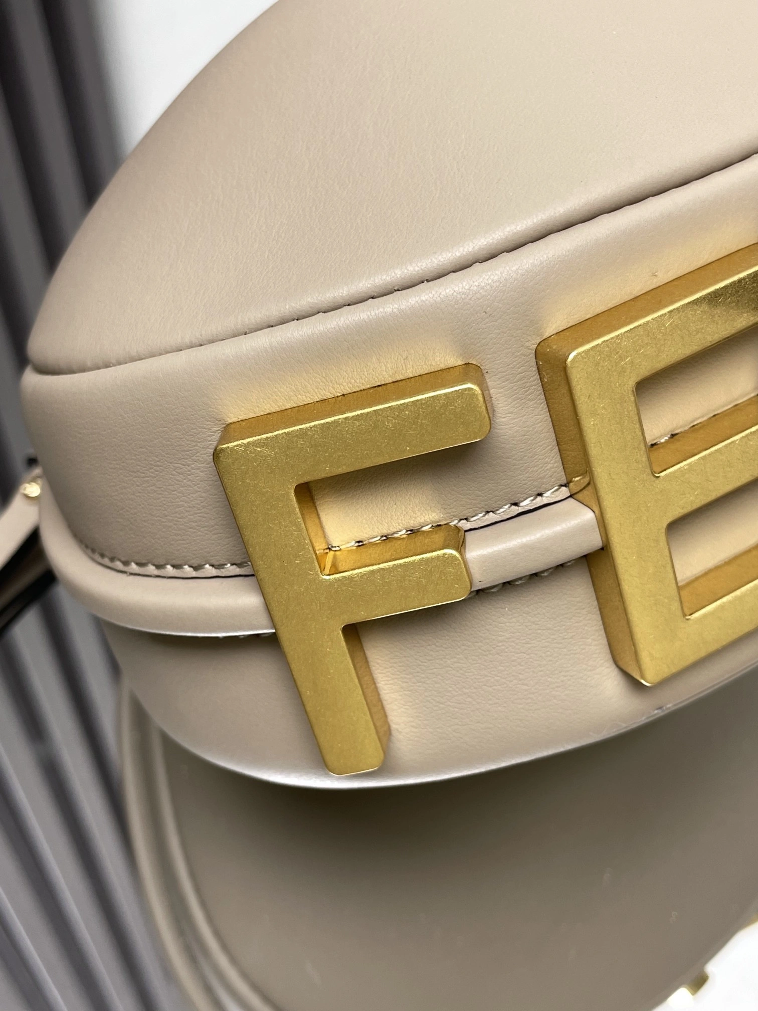 Fendi Hobo Bags Attractive 69882