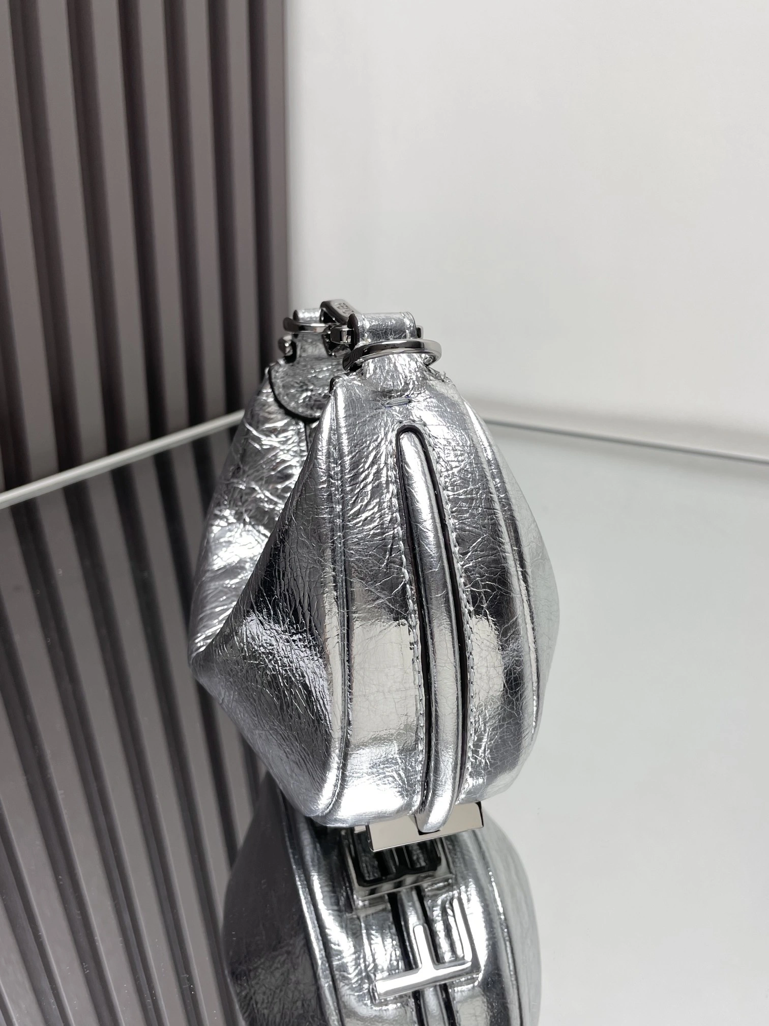 Fendi Hobo Bags Unique 69887