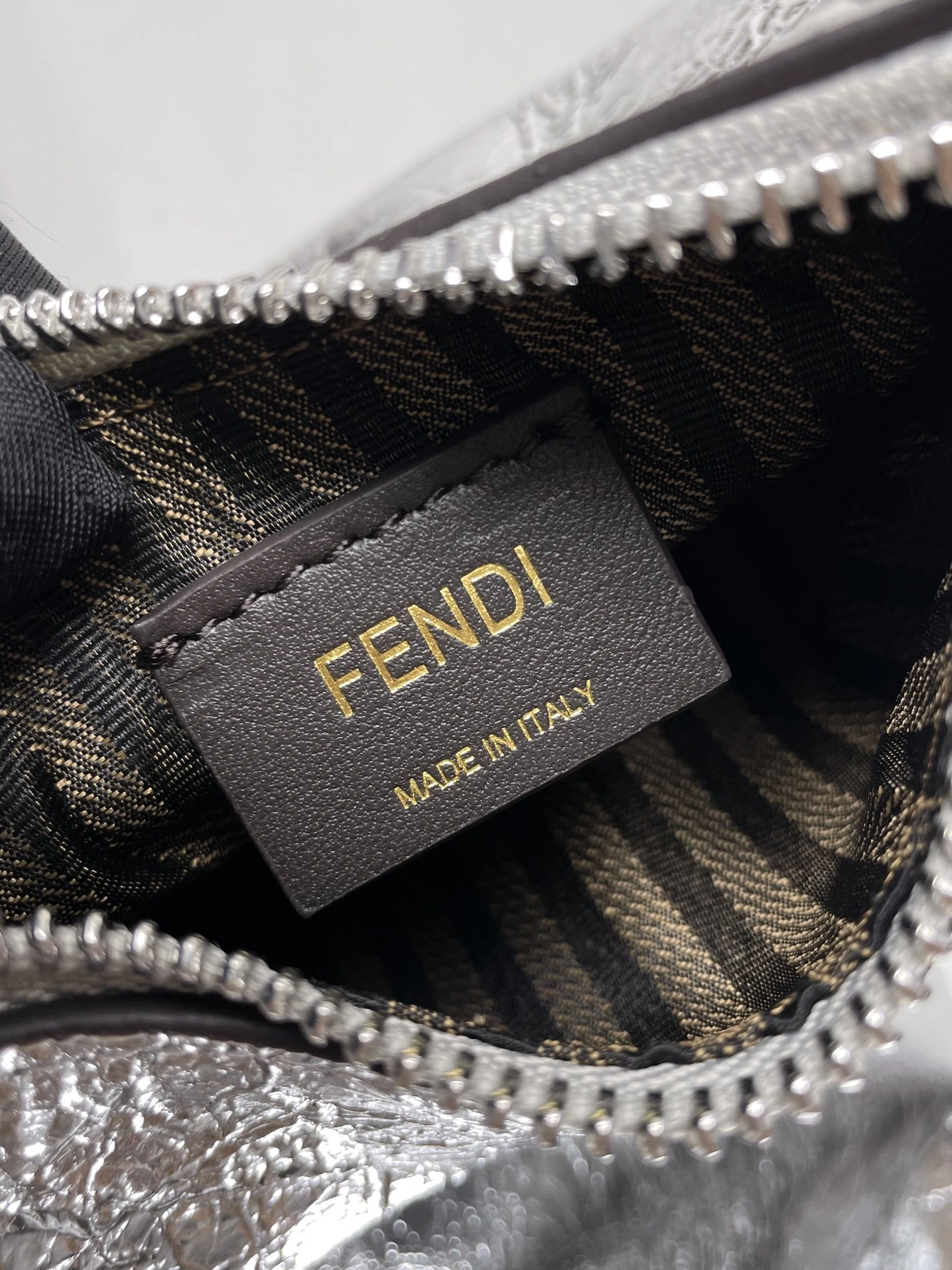 Fendi Hobo Bags Unique 69887