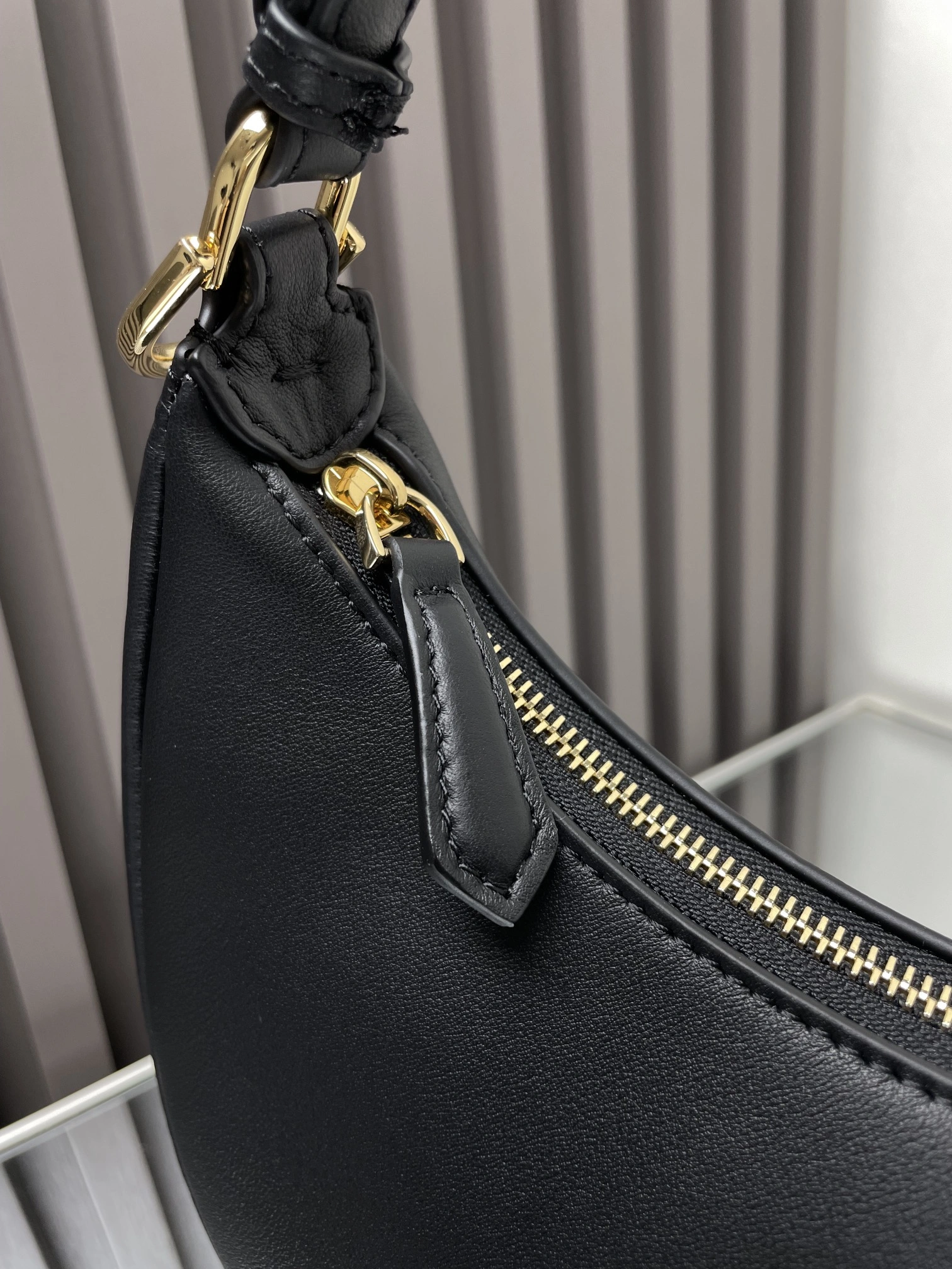 Fendi Hobo Bags Compact 69885