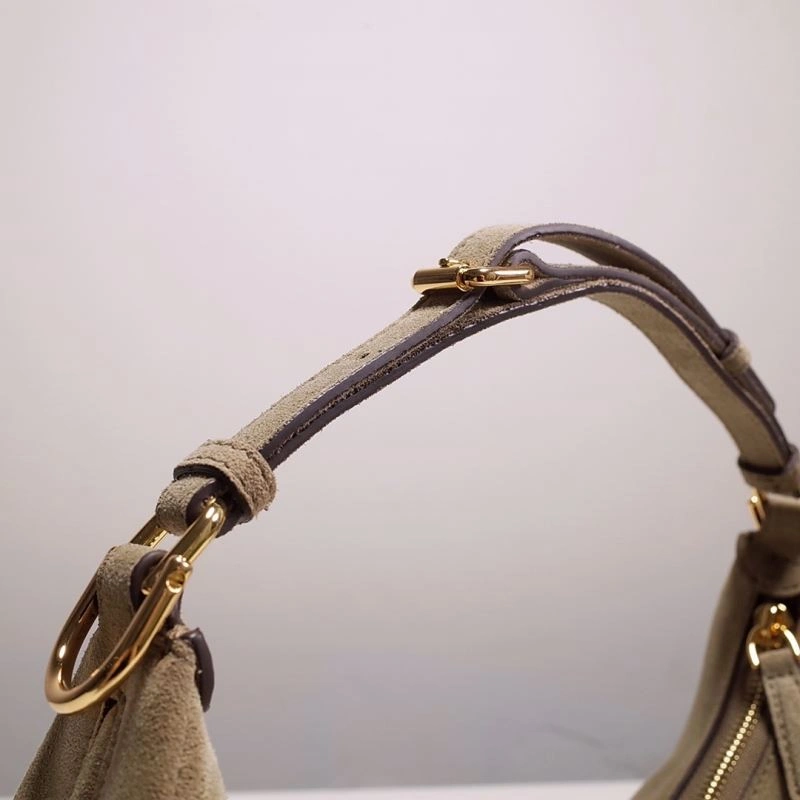 WellDesigned Fendi Hobo Bags 59446