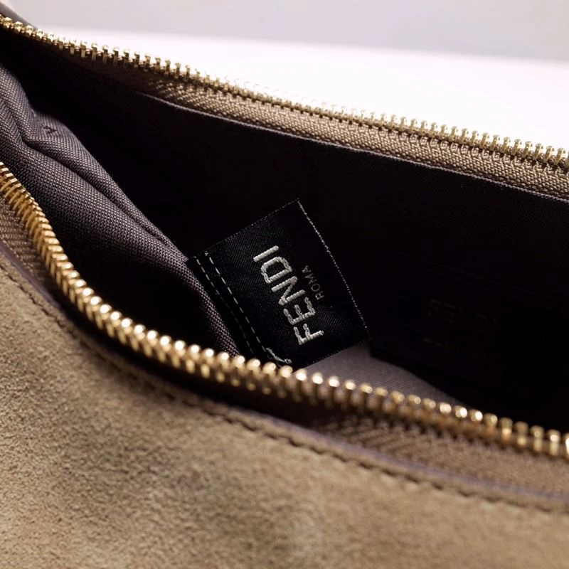WellDesigned Fendi Hobo Bags 59446