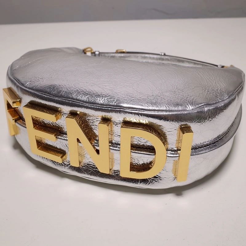Fendi Hobo Bags Snug 59385