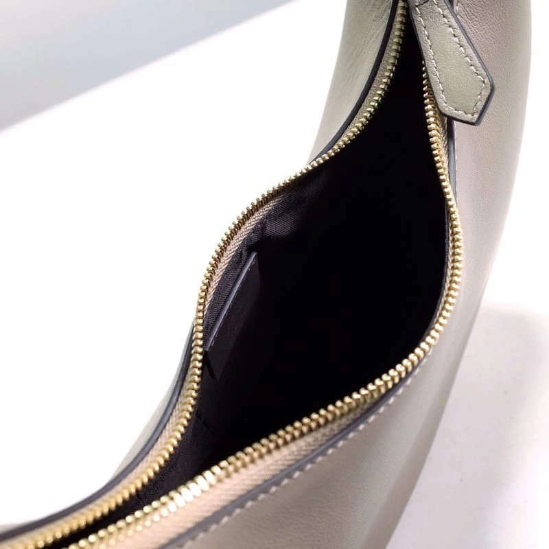 Comfortable Fendi Hobo Bags 59386