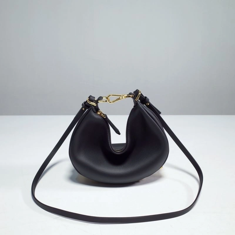 Chic Fendi Hobo Bags 59381