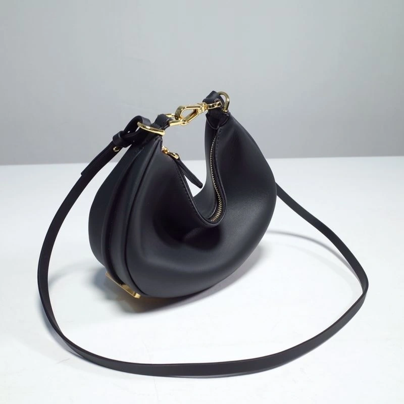 Chic Fendi Hobo Bags 59381